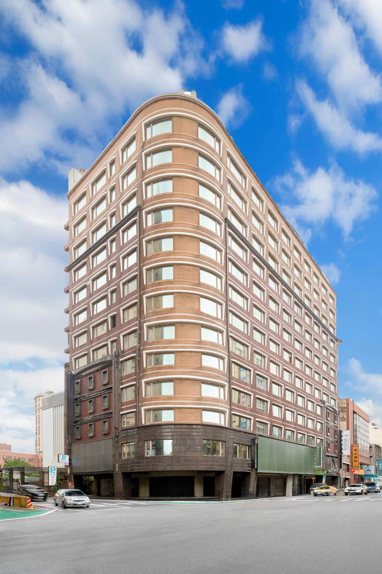 Fullon Poshtel Jhongli Hotel Zhongli Bagian luar foto